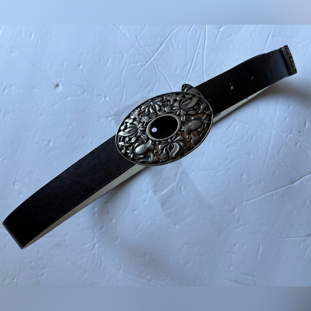 NWOT CHICOS  Woman’s Black 1” Width Belt with Silver Buckle, Size:S fits 28”-32”